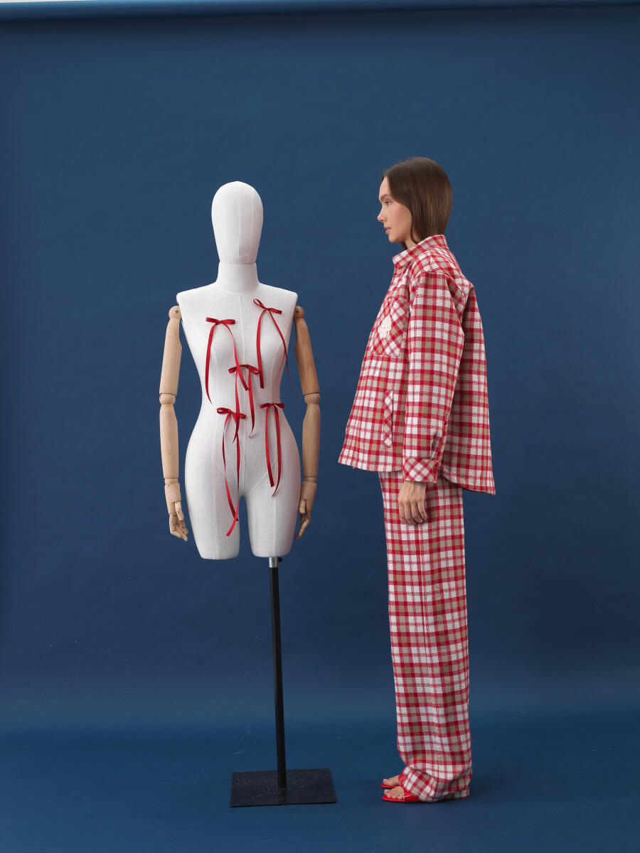 Kırmızı Formunu Koruyan Oversize Mont - 3