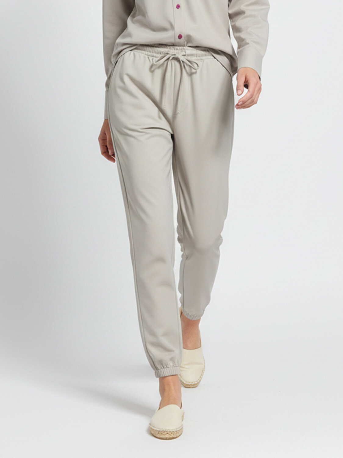 Bej Formunu Koruyan Oversize Pantolon (1)