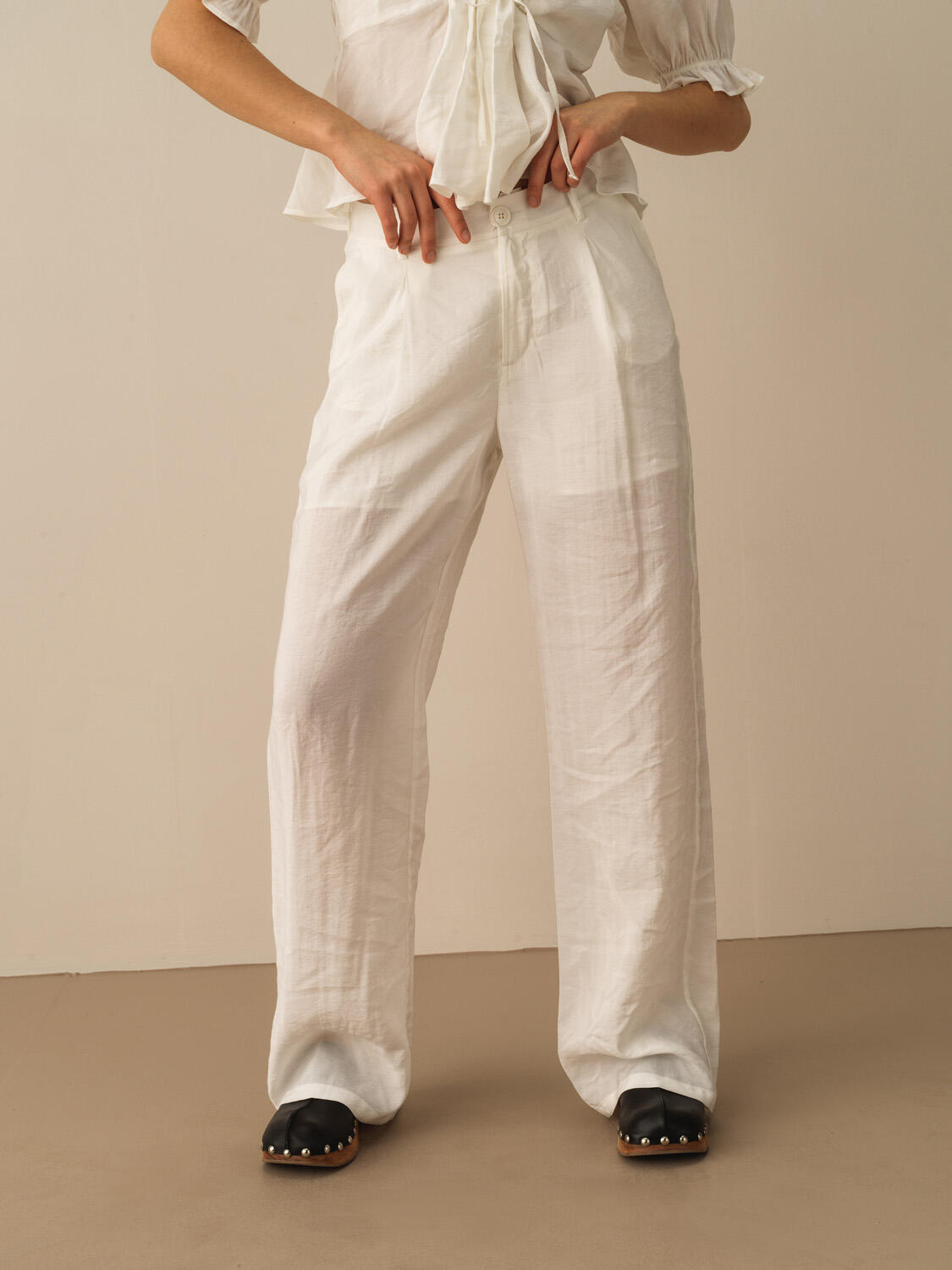 Kırık Beyaz Modal Karışımlı Oversize Pantolon