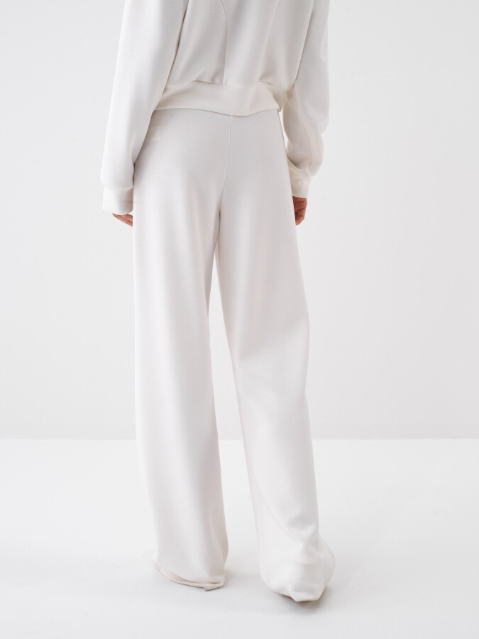 Beyaz Modal Karışımlı Oversize Pantolon - 3
