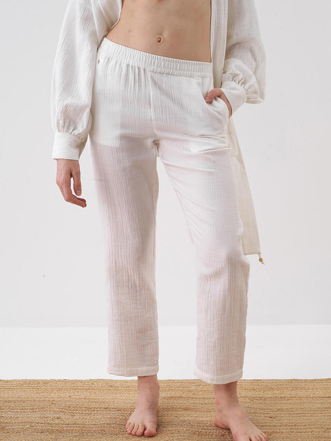 Beyaz Pamuk Dokulu Oversize Pantolon - 1