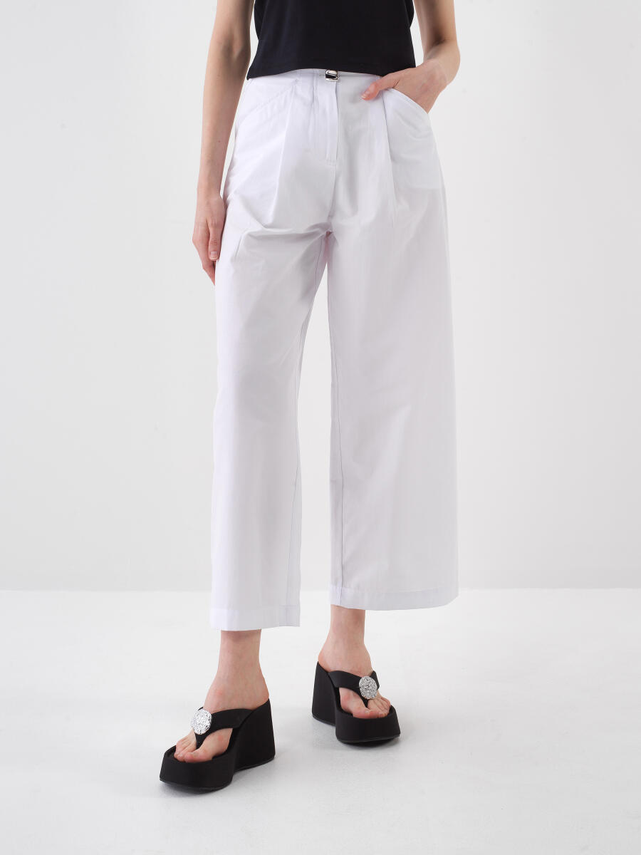 Beyaz Pamuk Dokulu Oversize Pantolon - 1