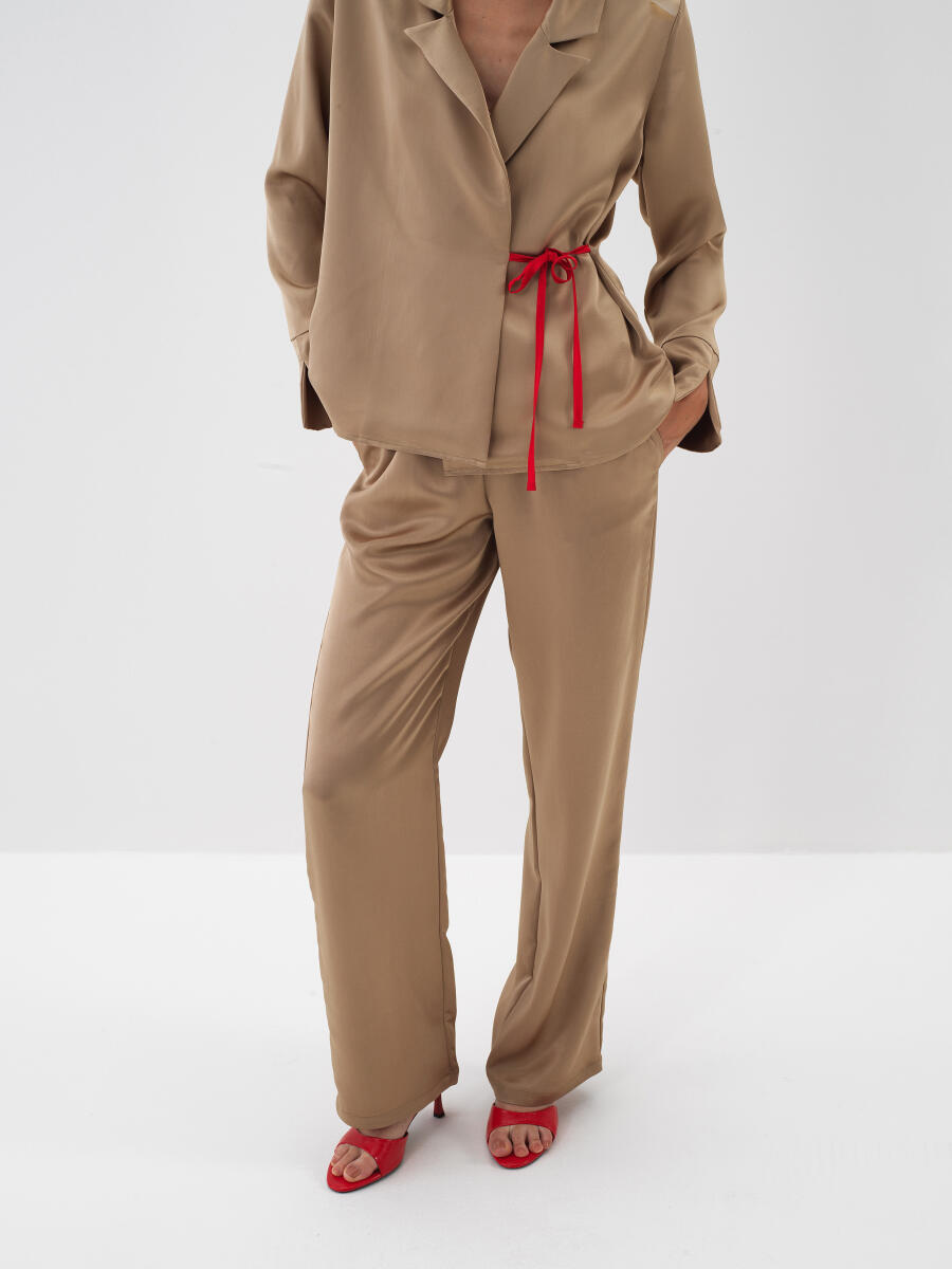 Camel İpeksi Saten Regular Fit Pantolon