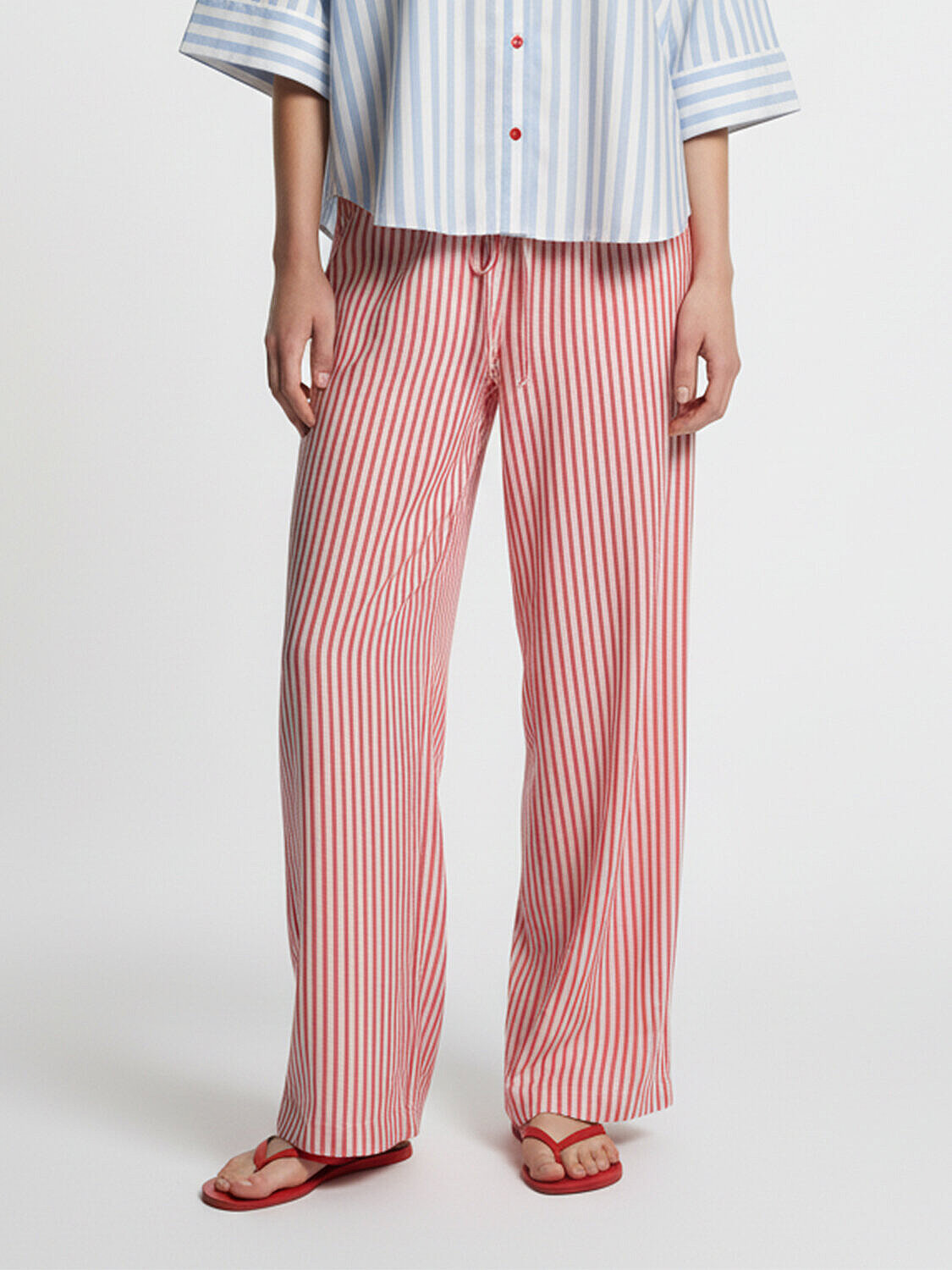 Kırmızı Doğal Dökümlü Oversize Pantolon (2)