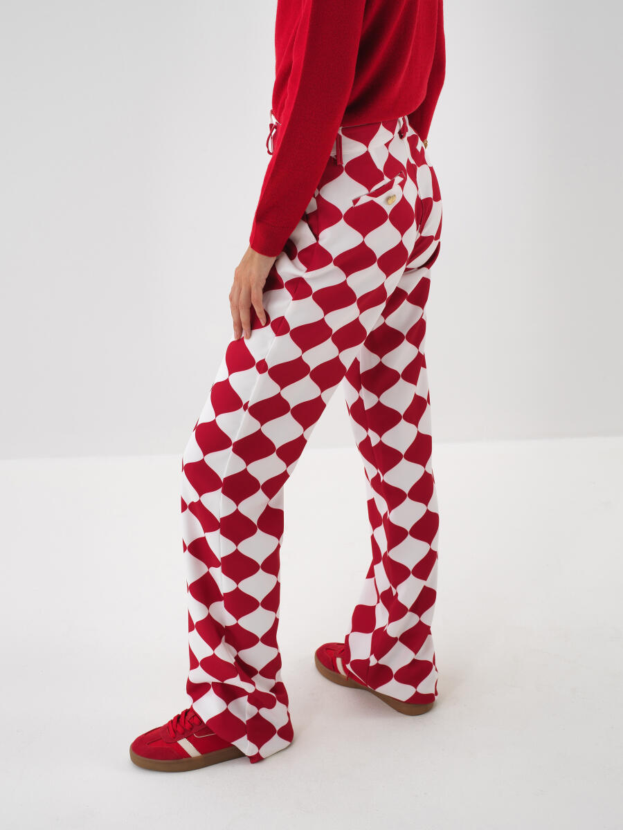 Kırmızı Formunu Koruyan Regular Fit Pantolon - 3