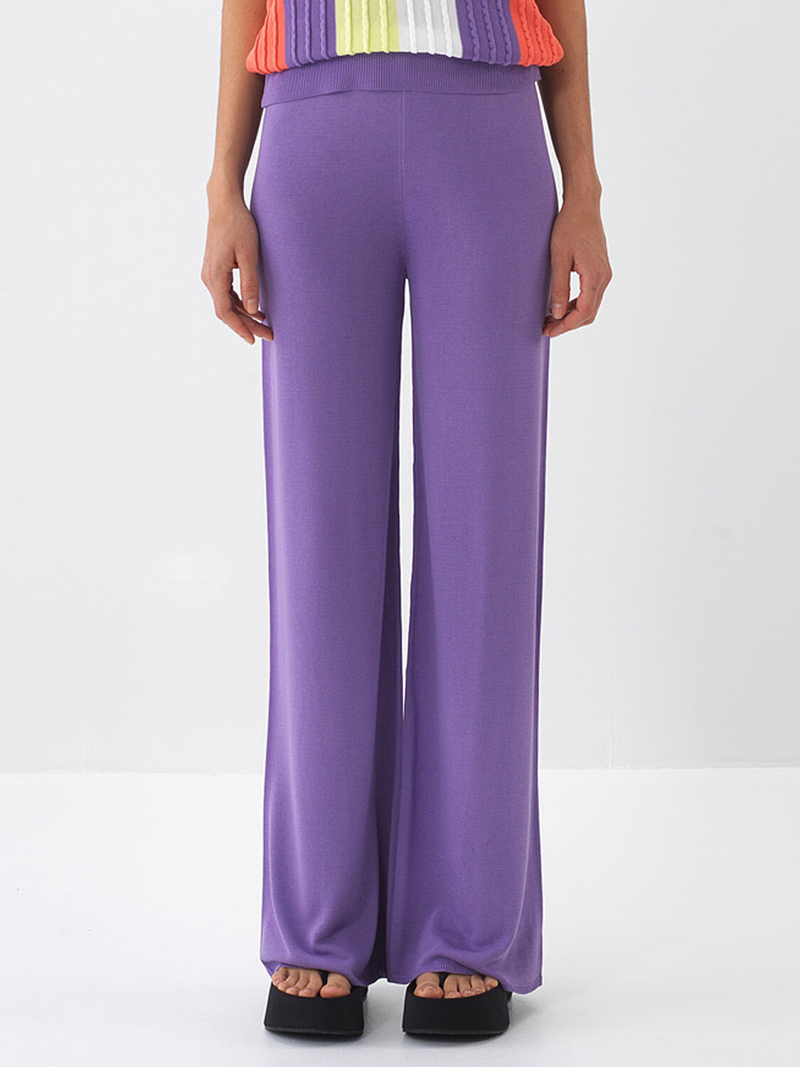 Lila Doğal Dökümlü Regular Fit Pantolon (5)