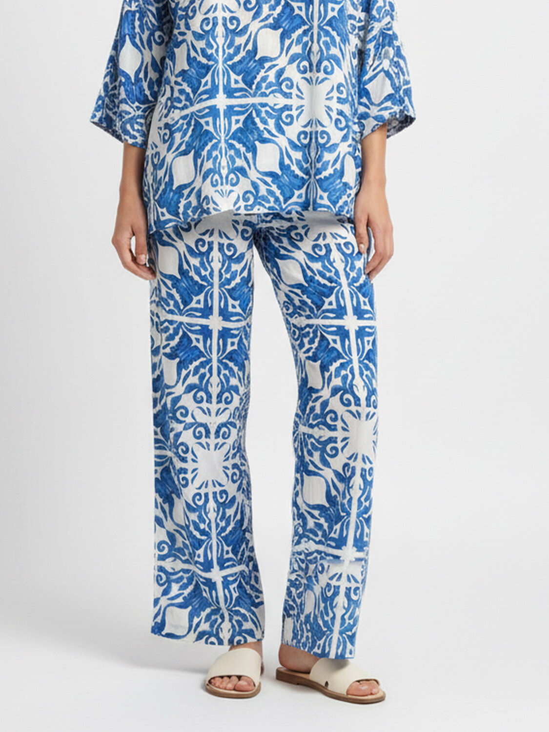 Mavi Doğal Dökümlü Oversize Pantolon