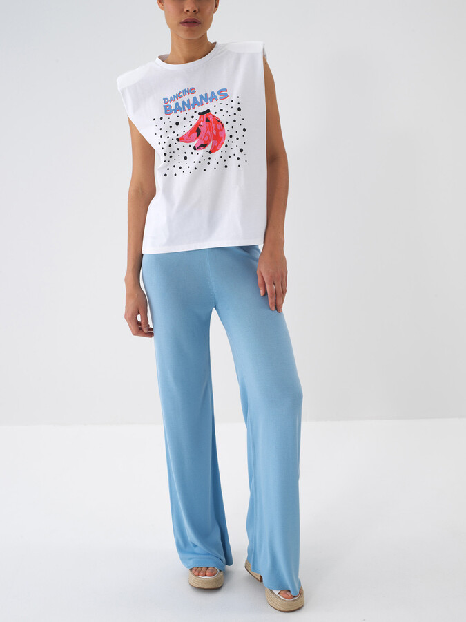 Mavi Doğal Dökümlü Regular Fit Pantolon