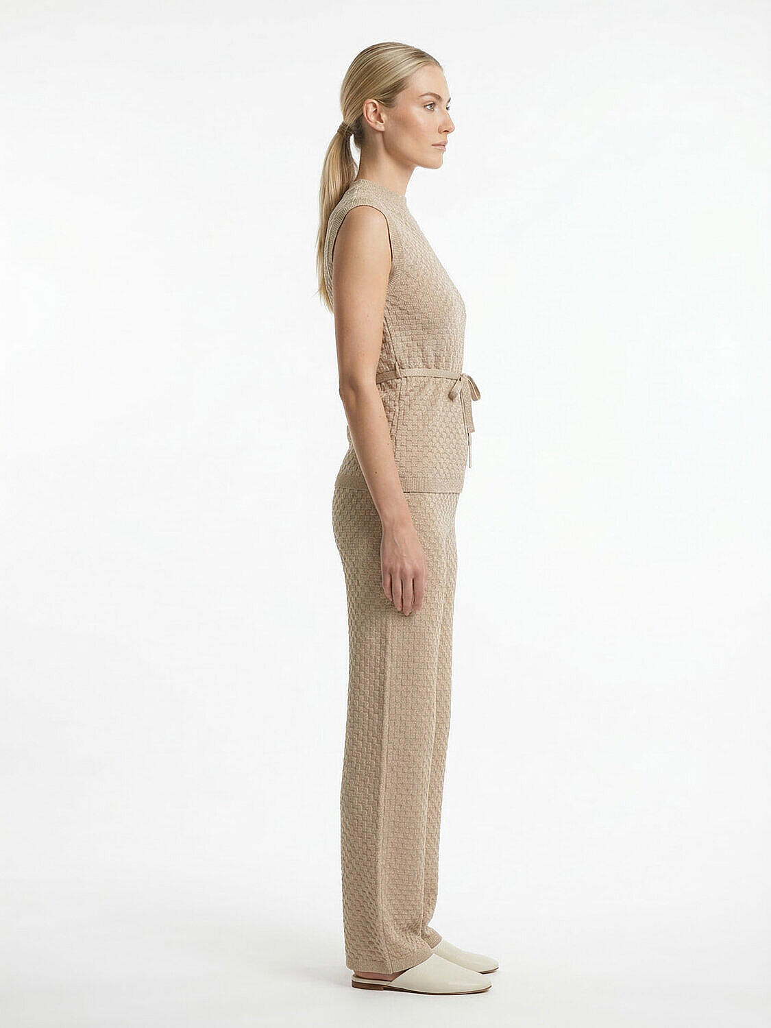 Naturel Doğal Dökümlü Regular Fit Pantolon (3)