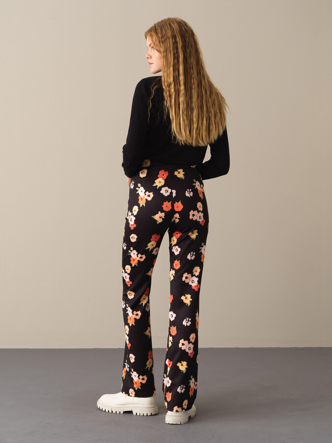 Siyah Pamuk Dokulu Regular Fit Desenli Pantolon - Xint