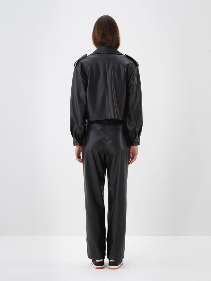 Siyah Deri Görünümlü Regular Fit Pantolon - Xint