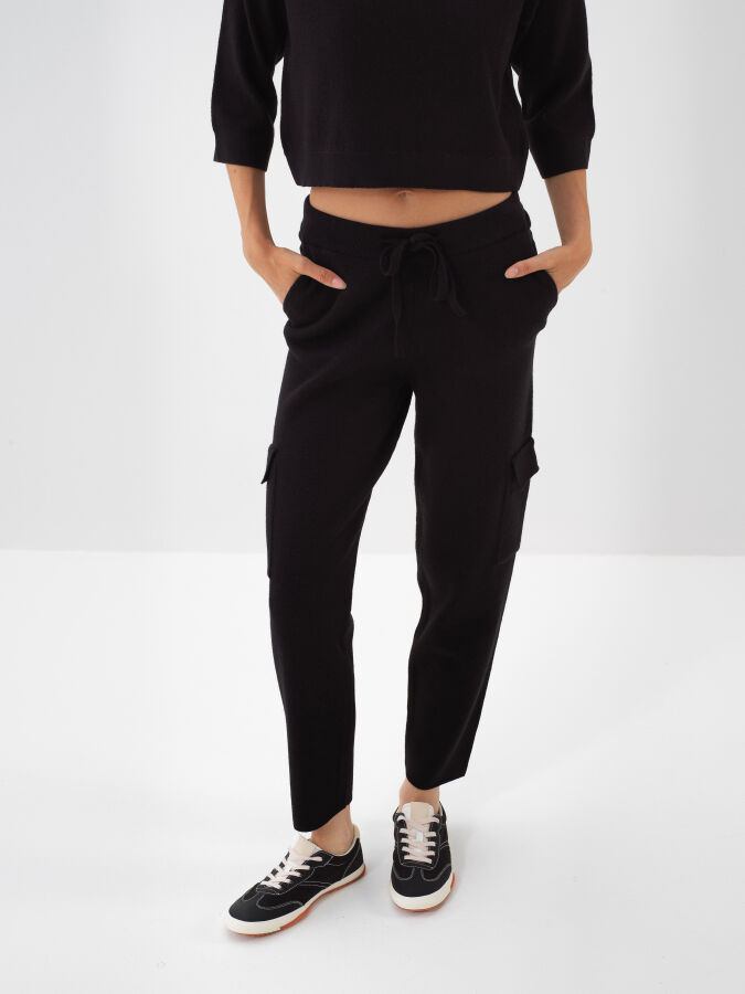 Siyah Doğal Yün Dokulu Regular Fit Pantolon - Xint