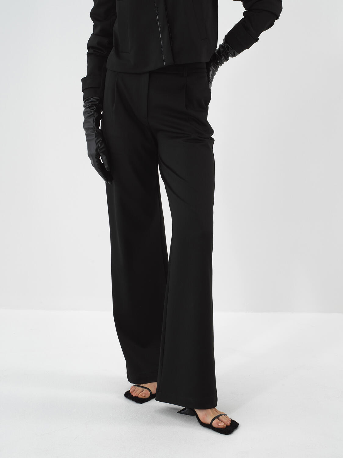 Siyah Esnek Dokulu Oversize Pantolon