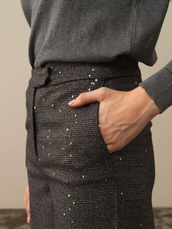 Siyah Esnek Dokulu Regular Fit Pantolon - Xint