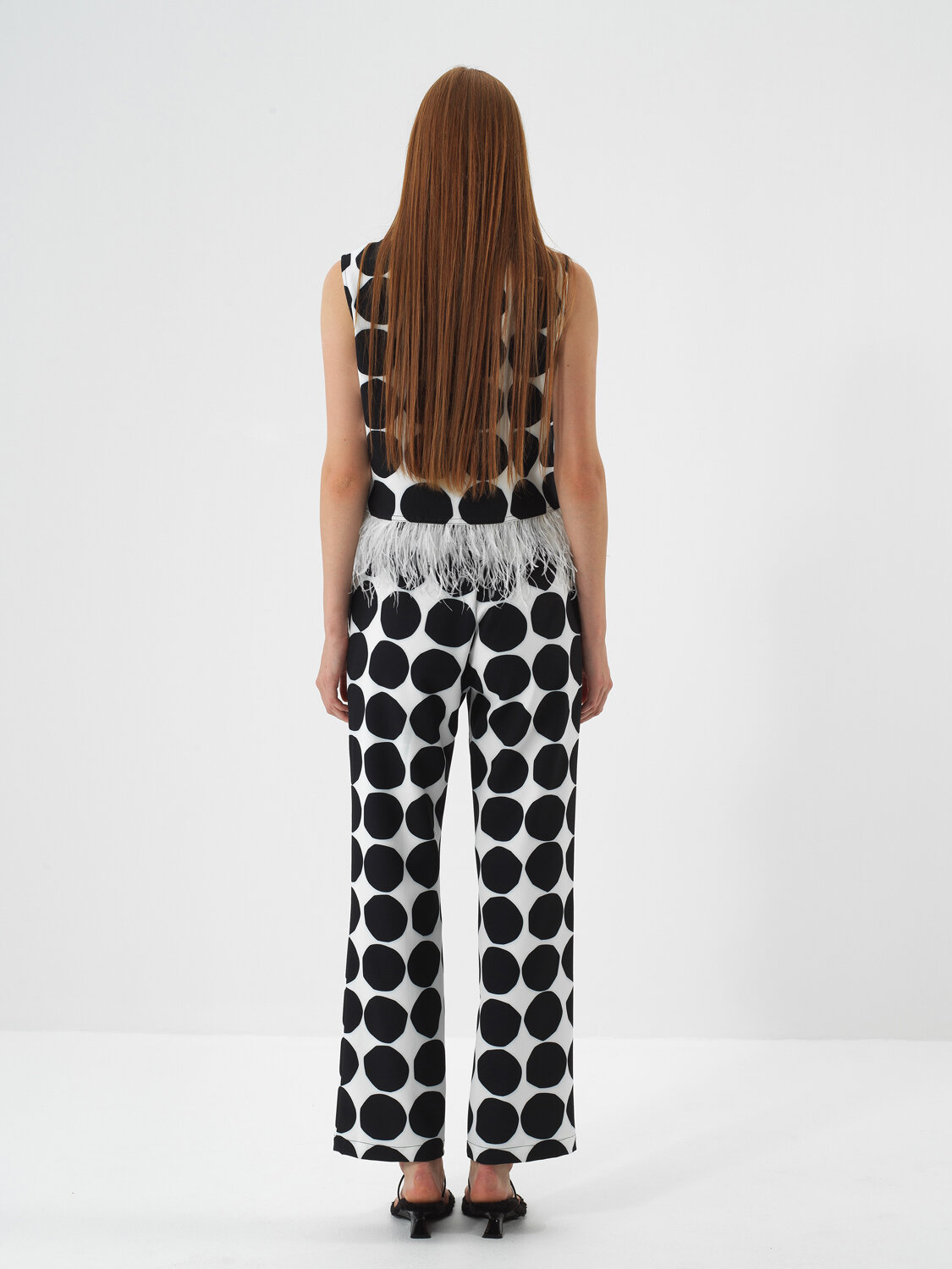 Siyah Formunu Koruyan Oversize Pantolon - Xint