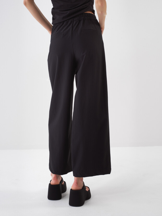 Siyah Formunu Koruyan Oversize Pantolon - 4