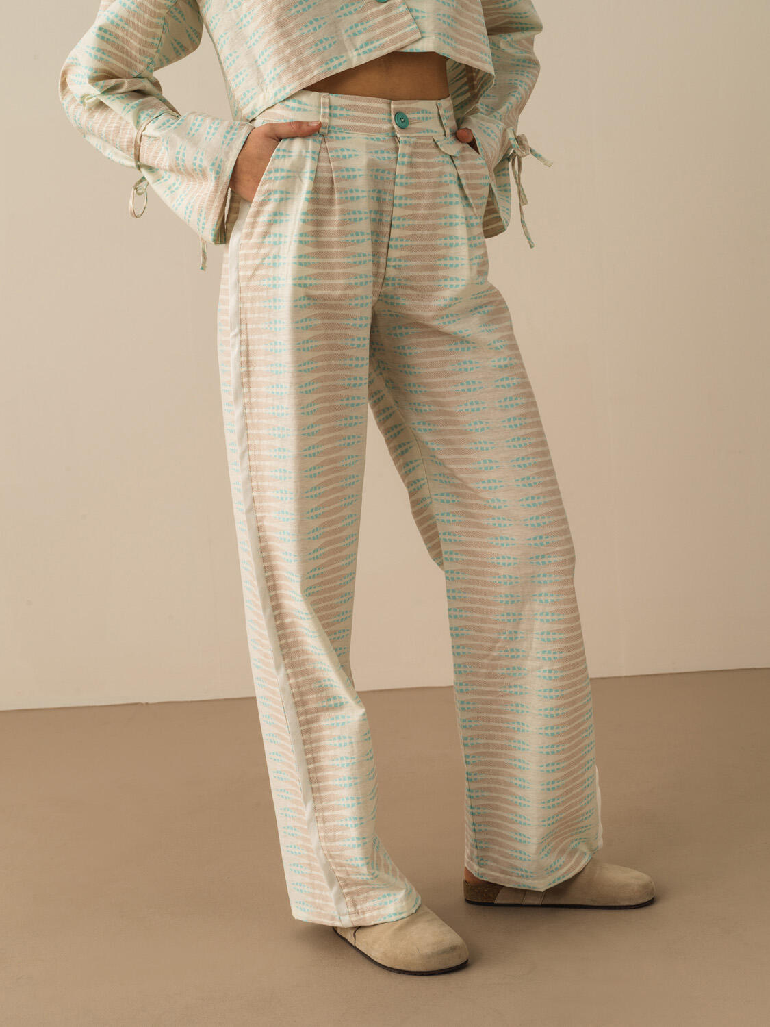 Turkuaz Pamuk Dokulu Regular Fit Pantolon
