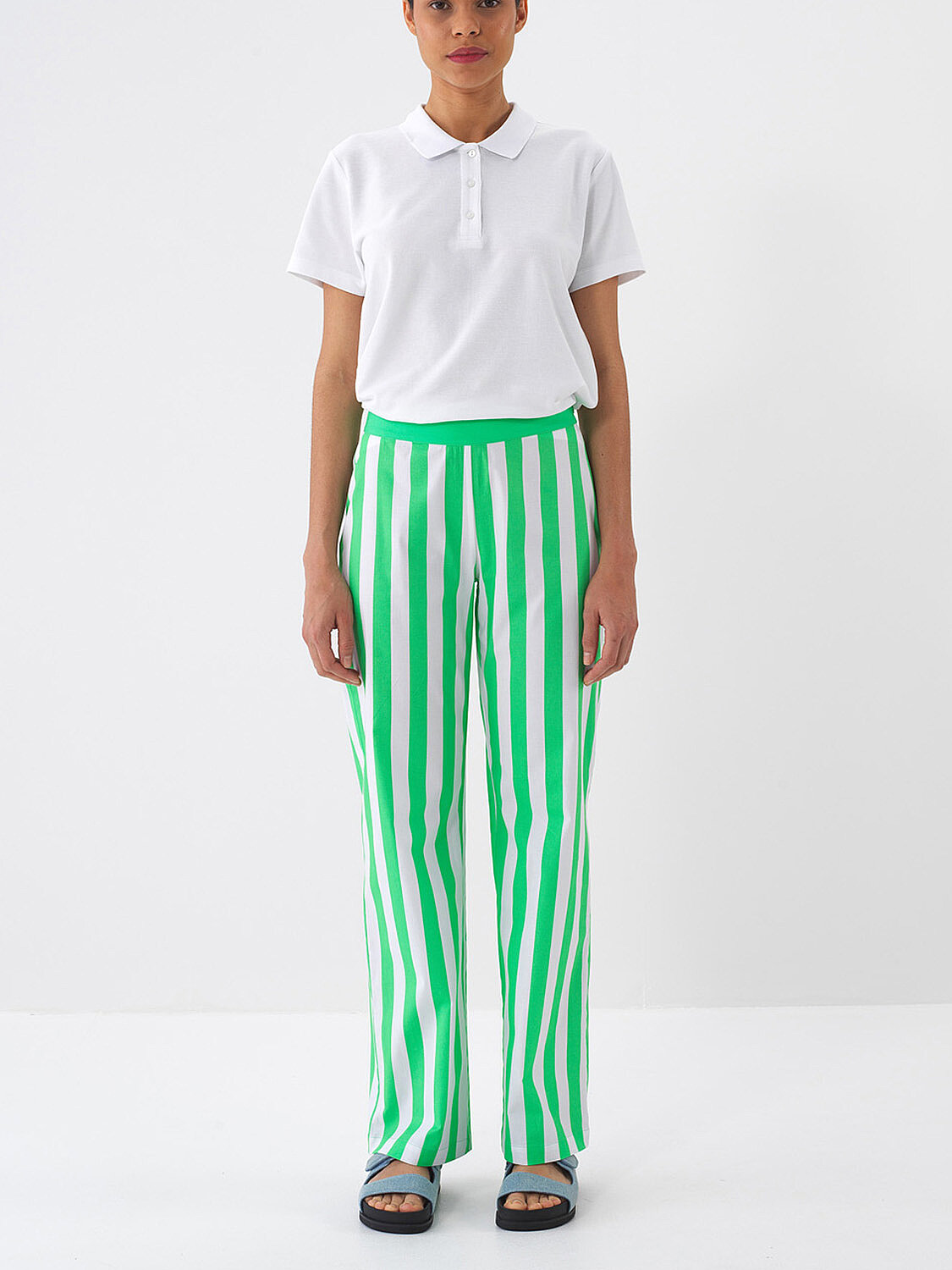 Yeşil Pamuk Dokulu Regular Fit Pantolon