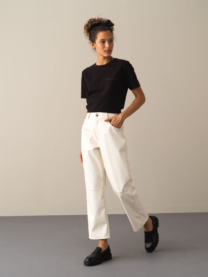 Ekru Regular Fit Deri Görünümlü Pantolon - 2