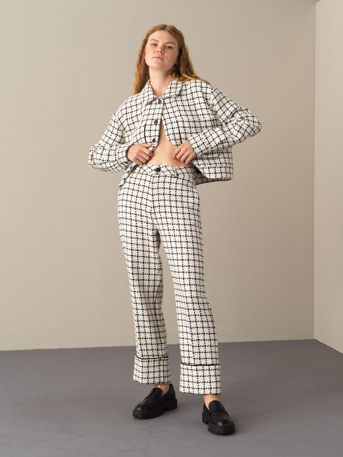 Beyaz Yumuşak Dokulu Regular Fit Pantolon - Xint