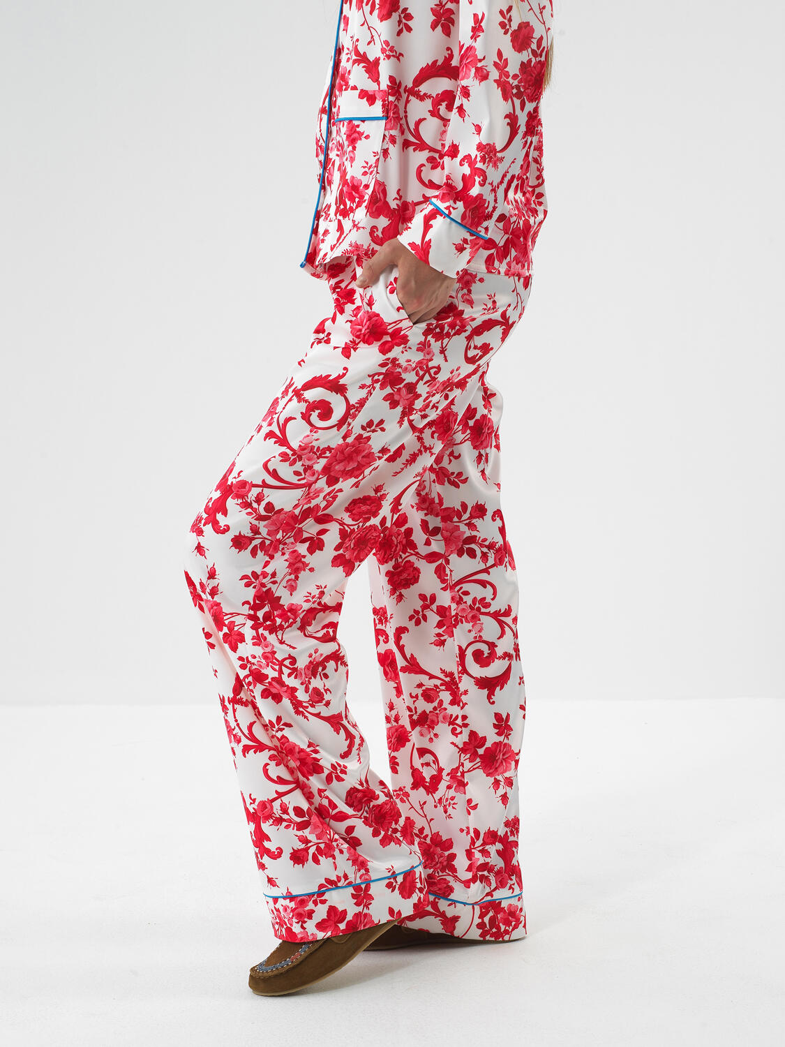 Kırmızı İpeksi Saten Regular Fit Pijama Seti - 4