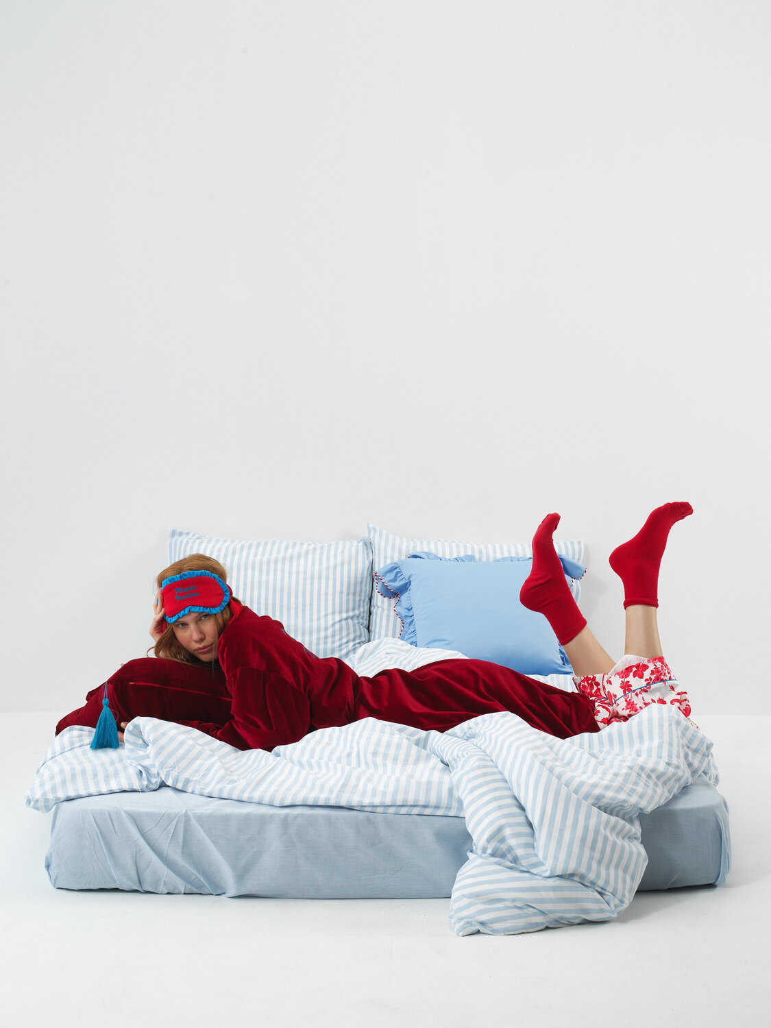 Kırmızı Lüks Dokulu Soft Kadife Oversize Sabahlık - Xint