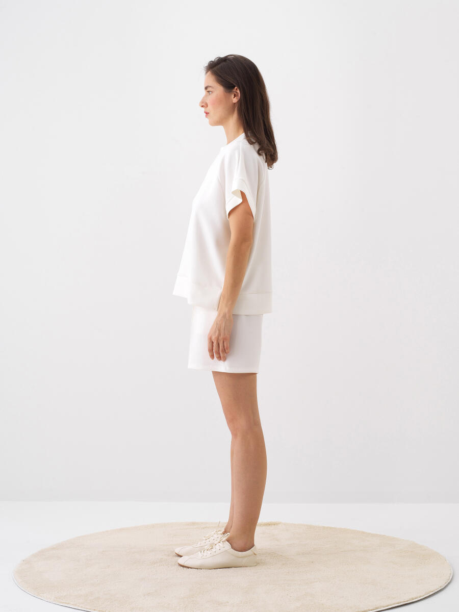Beyaz Modal Karışımlı Oversize Şort - 3