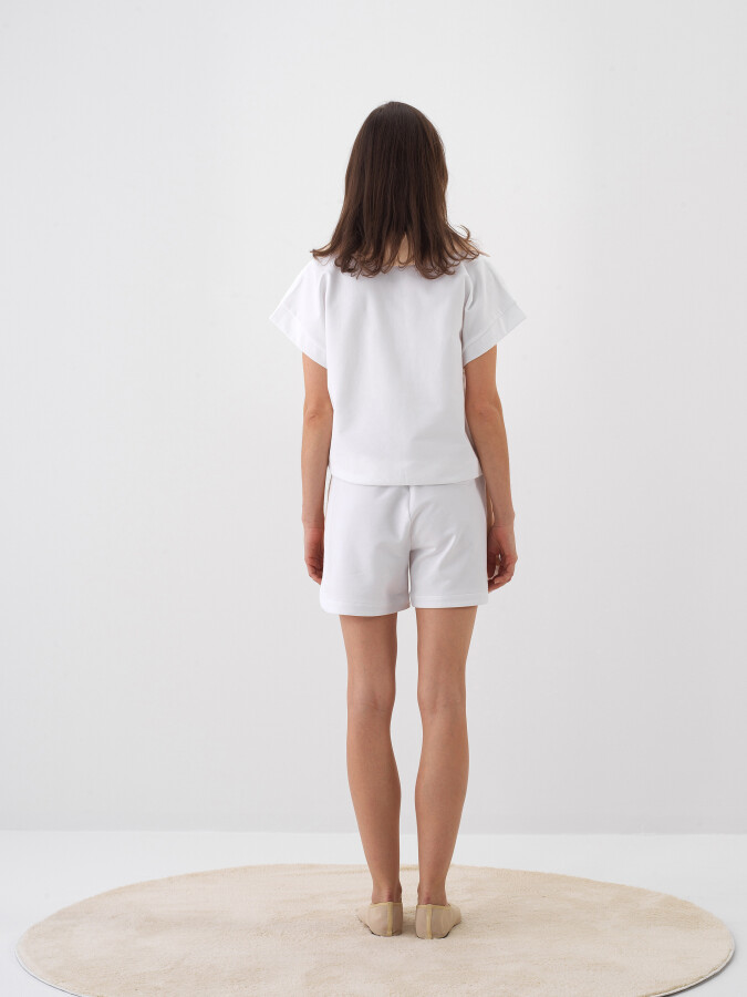 Beyaz Pamuk Dokulu Oversize Şort - 6