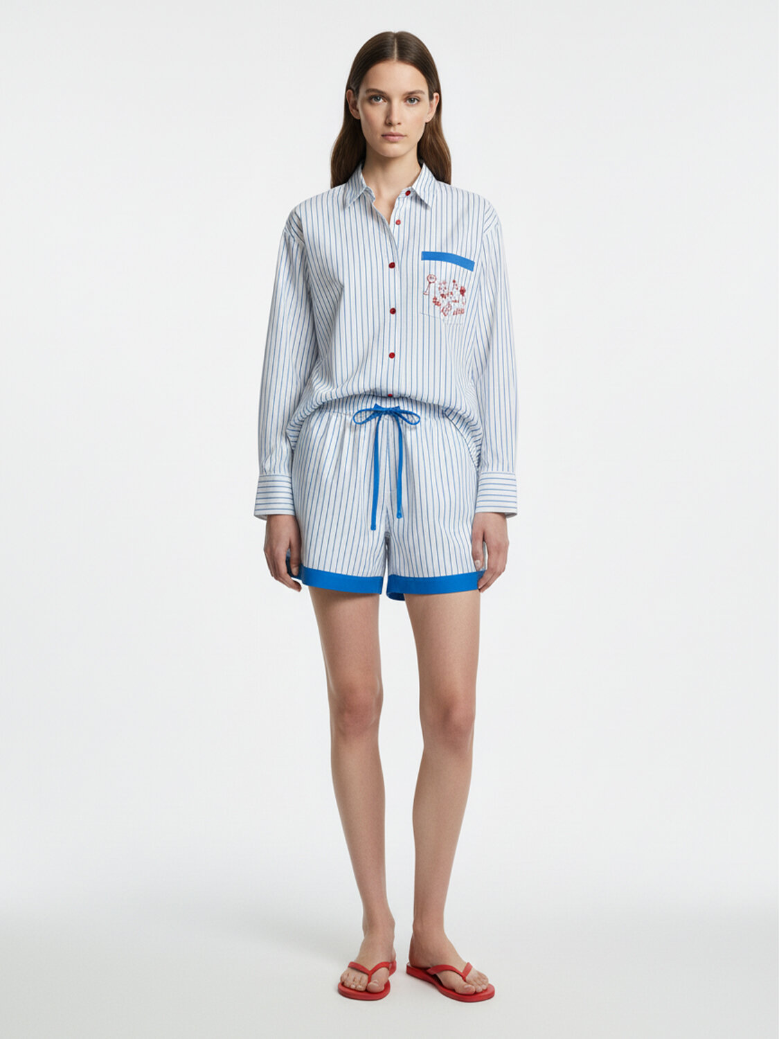 Beyaz Pamuk Dokulu Oversize Şort (1)