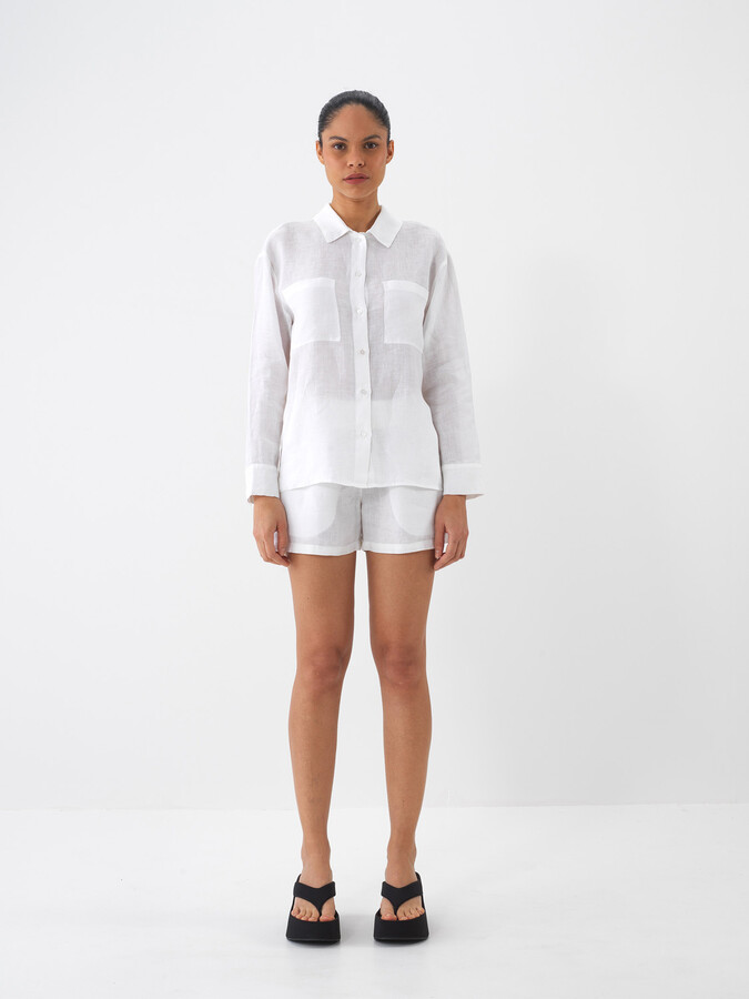 Beyaz %100 Keten Regular Fit Şort (2)