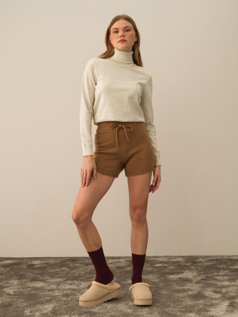 Camel Lüks Pamuk Dokulu Regular Fit Şort - 2