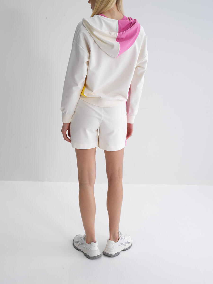 Ekru Pamuk Dokulu Oversize Şort - 5