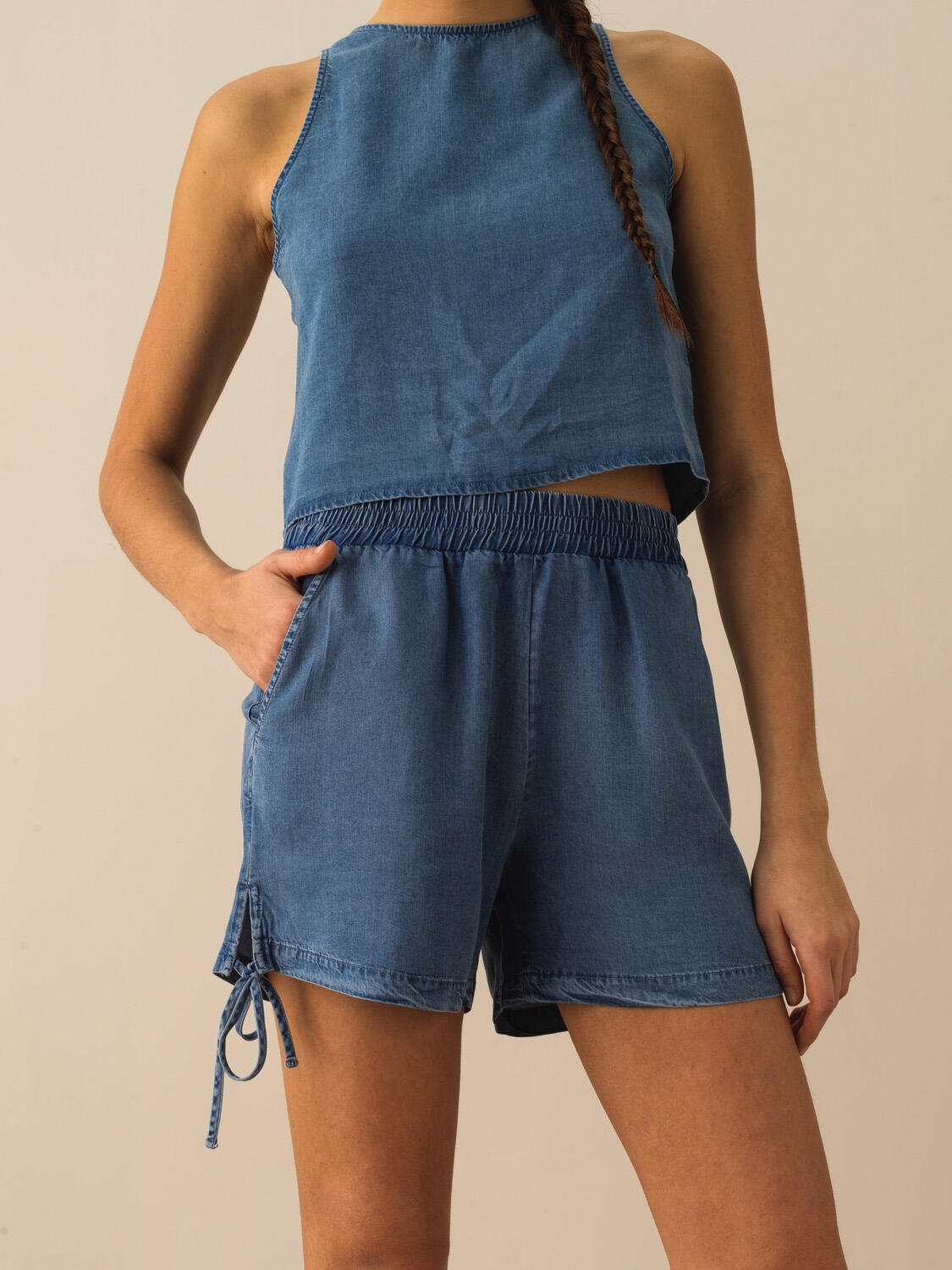 İndigo Doğal Akışlı Regular Fit Şort