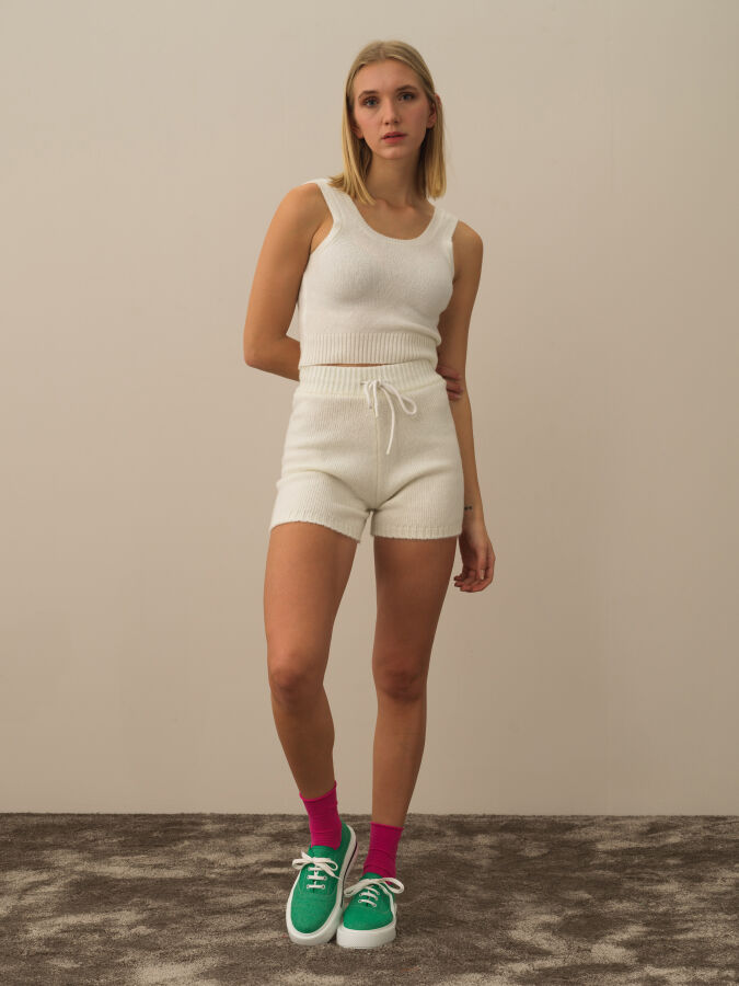 Ekru Regular Fit Triko Şort - 2