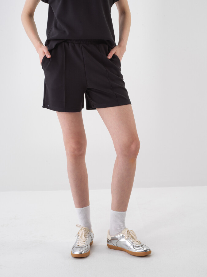 Siyah Modal Karışımlı Oversize Şort