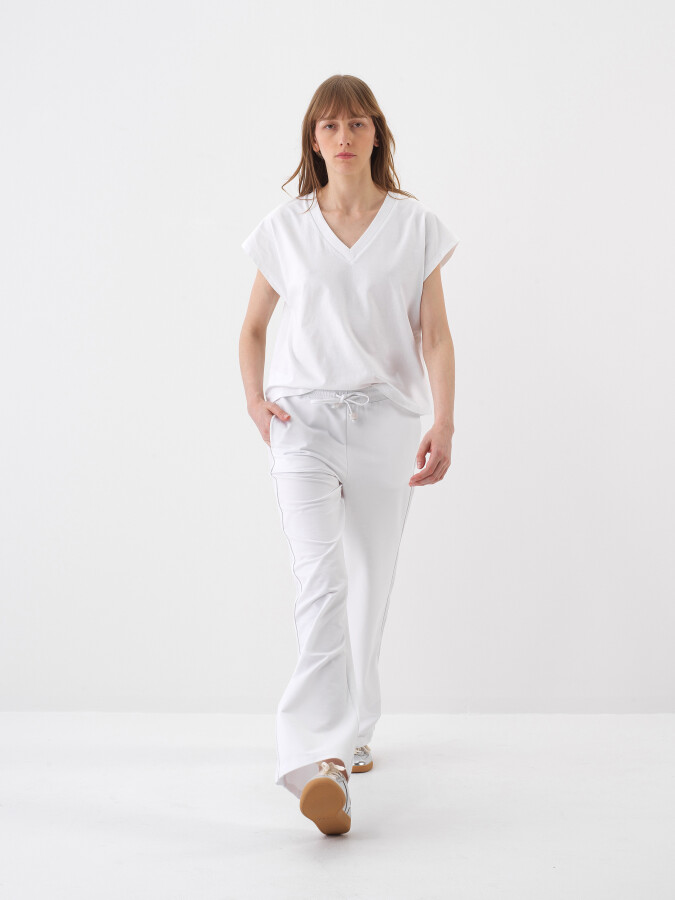 Beyaz Pamuk Dokulu Oversize Sweat Pantolon (1)