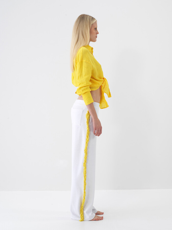 Beyaz Pamuk Dokulu Regular Fit Sweat Pantolon (1)