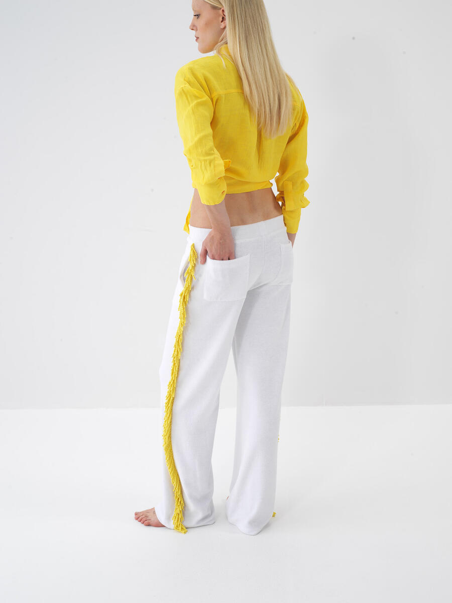 Beyaz Pamuk Dokulu Regular Fit Sweat Pantolon (5)