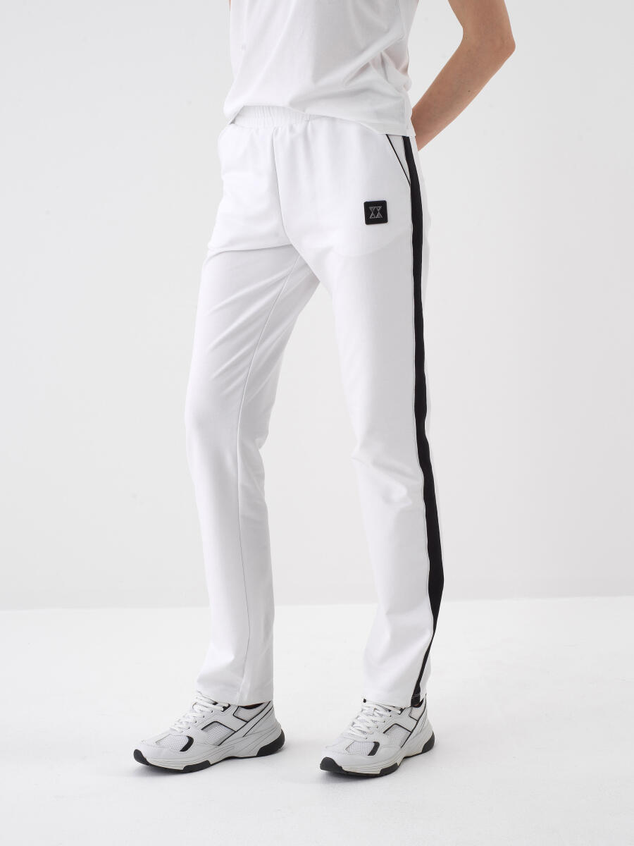 Beyaz Pamuk Dokulu Regular Fit Sweat Pantolon - 1