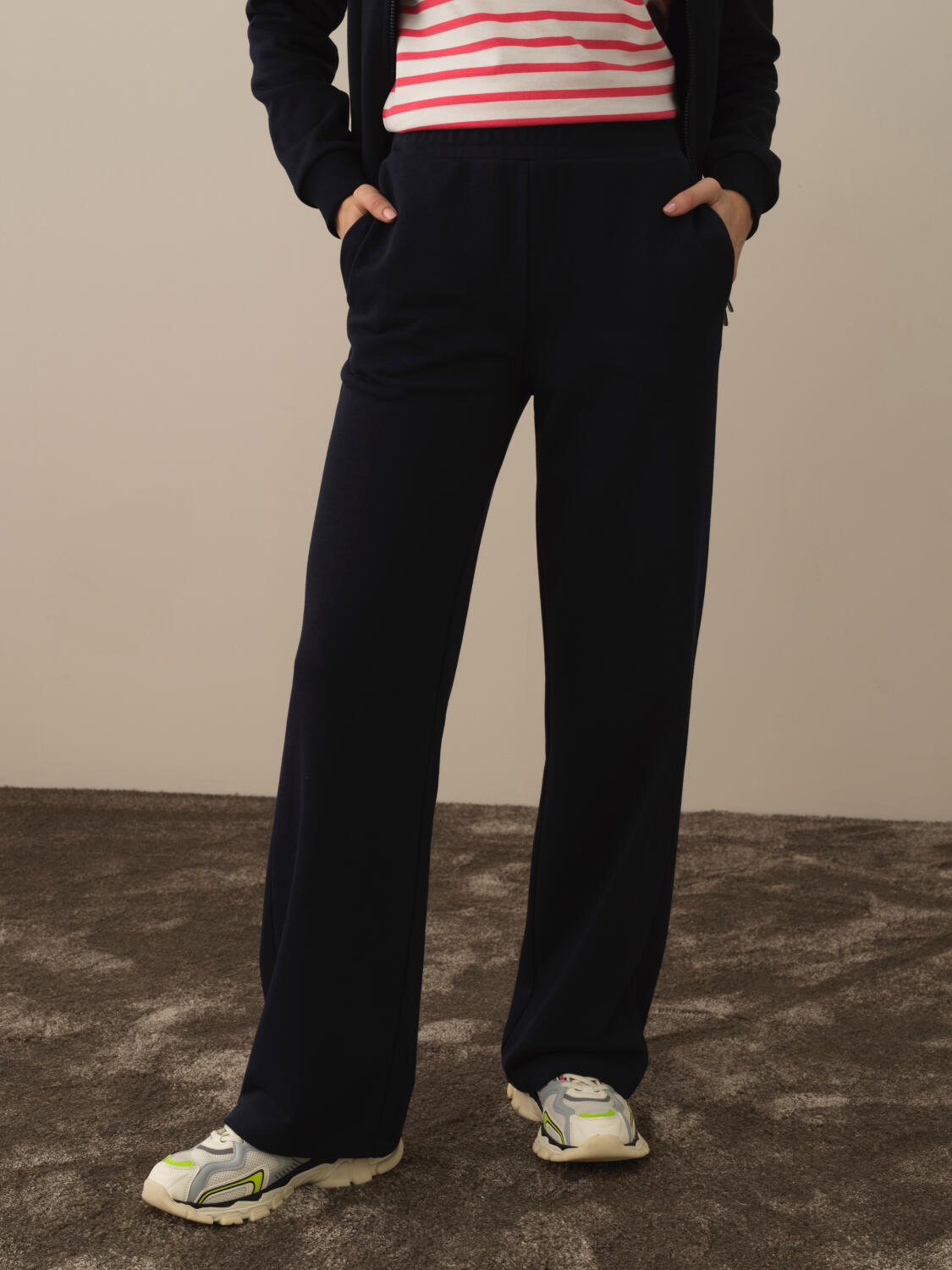 Lacivert Pamuk Dokulu Regular Fit Sweat Pantolon