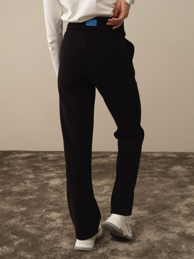 Siyah Pamuk Dokulu Oversize Sweat Pantolon - Xint