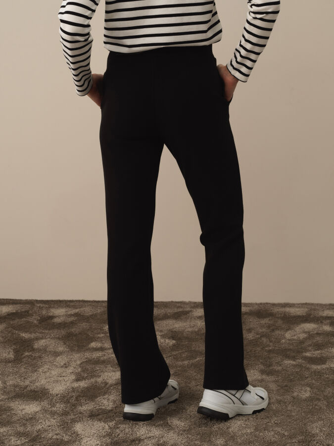 Siyah Pamuk Dokulu Regular Fit Sweat Pantolon - Xint