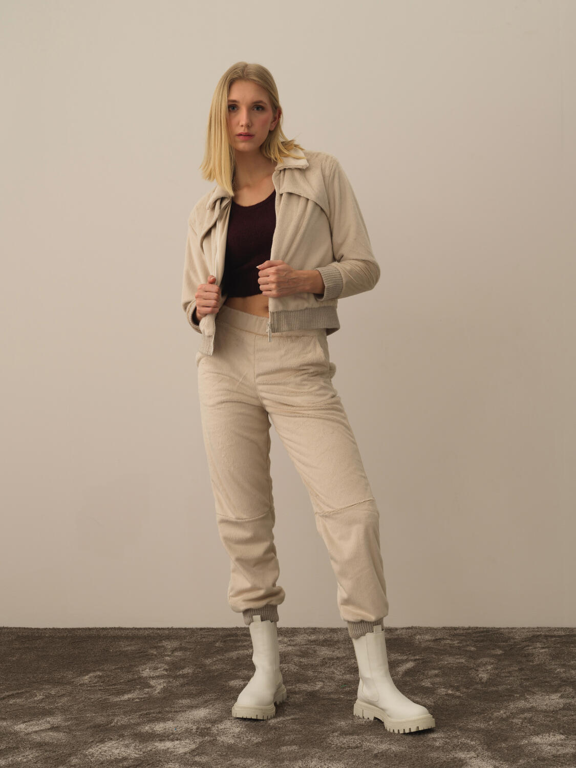 Bej Formunu Koruyan Oversize Sweatmont