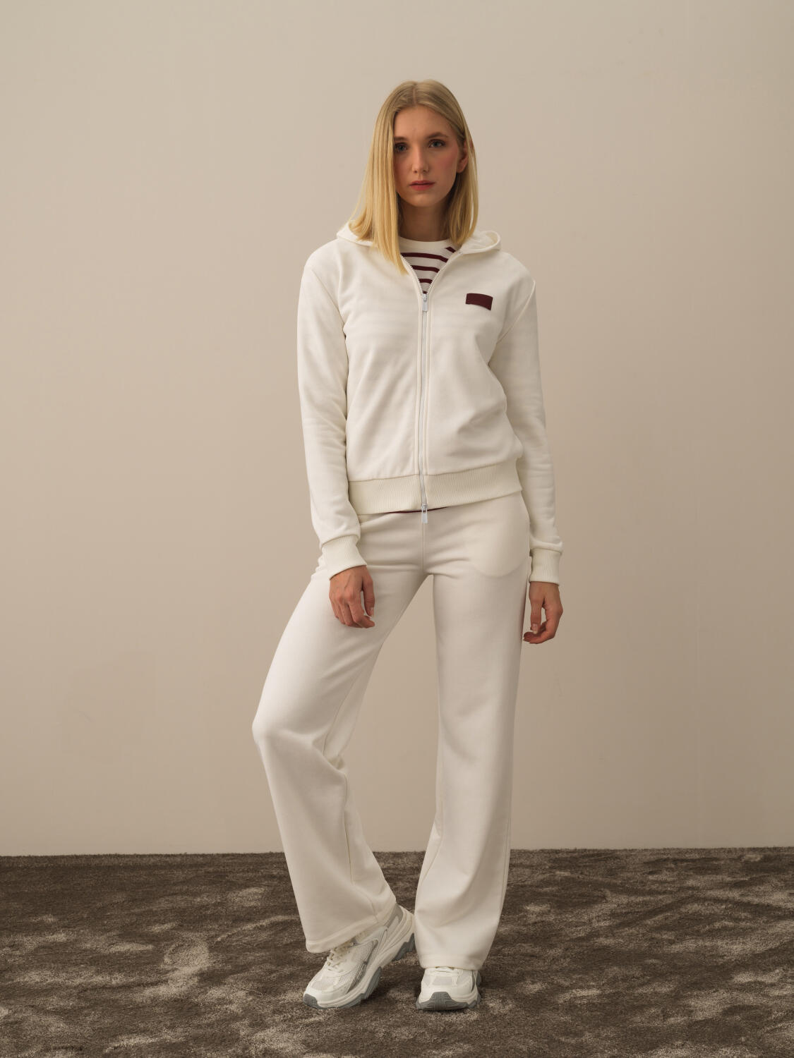 Ekru Pamuk Dokulu Oversize Sweatmont