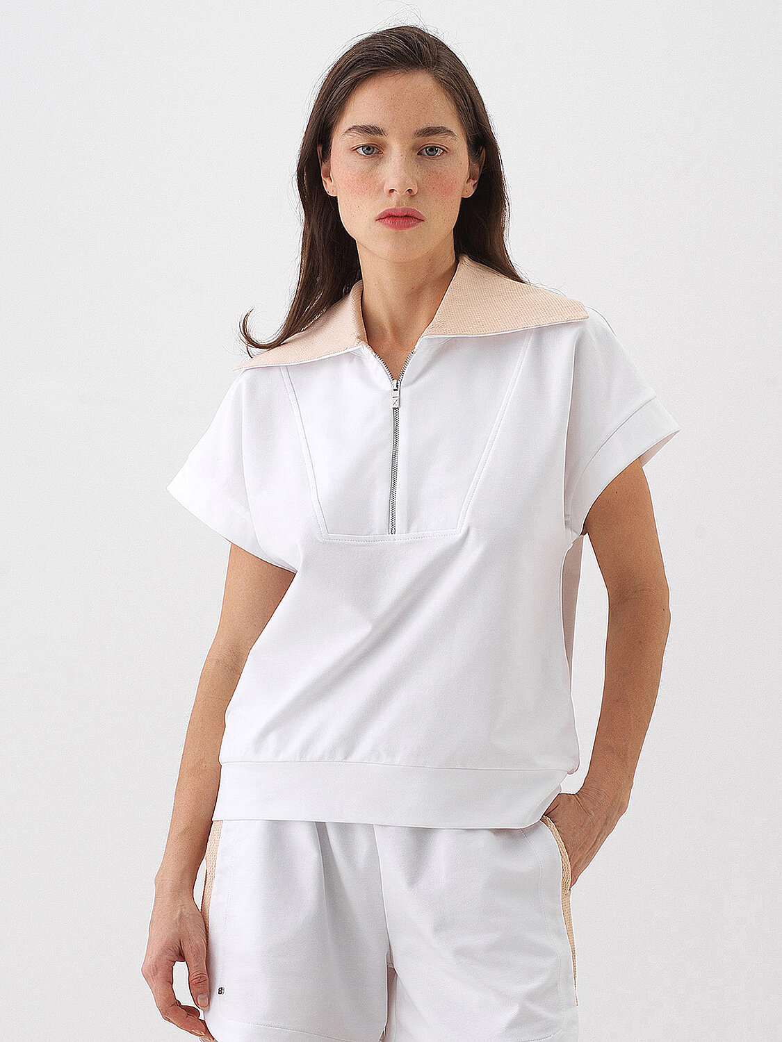 Beyaz Pamuk Dokulu Oversize Sweatshirt