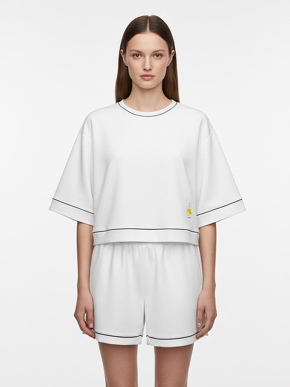 Beyaz Pamuk Dokulu Oversize Sweatshirt (1)