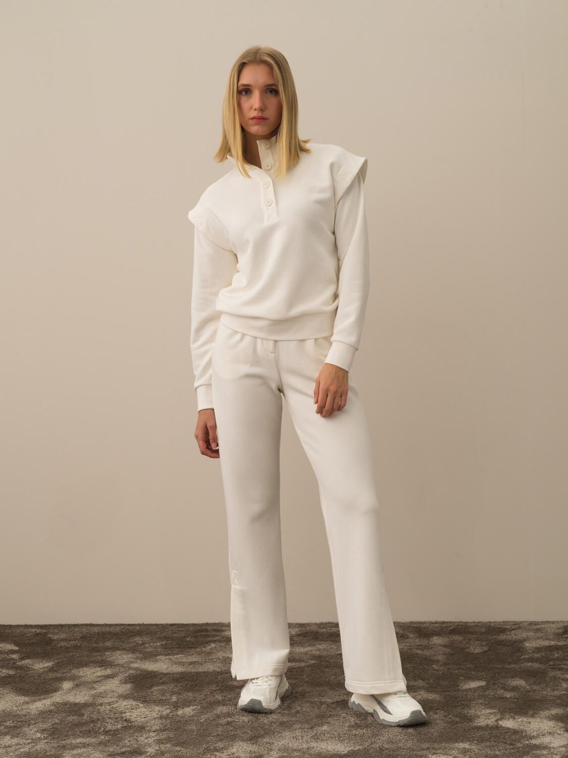 Ekru Pamuk Dokulu Regular Fit Sweatshirt
