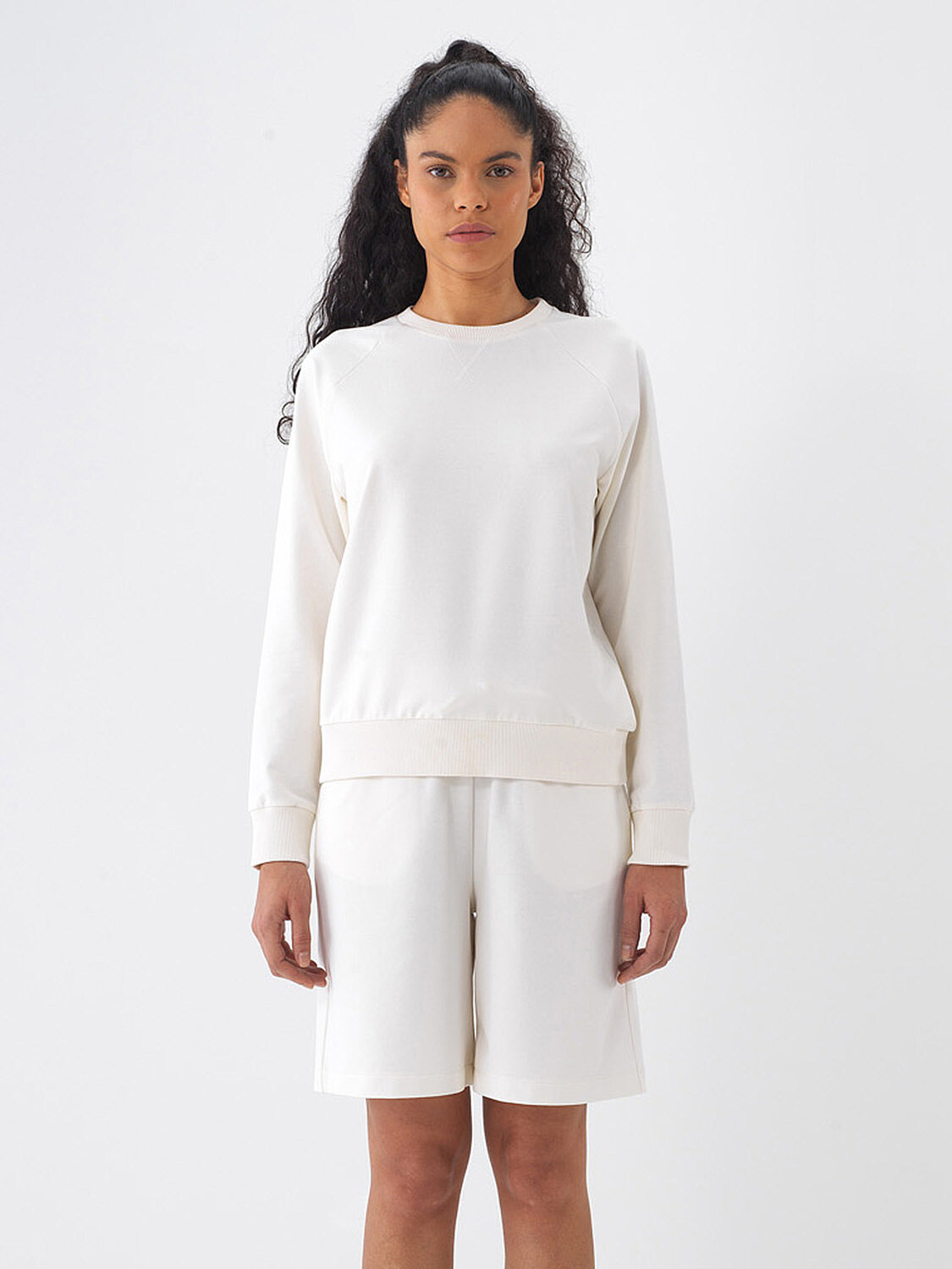 Ekru Pamuk Dokulu Regular Fit Sweatshirt