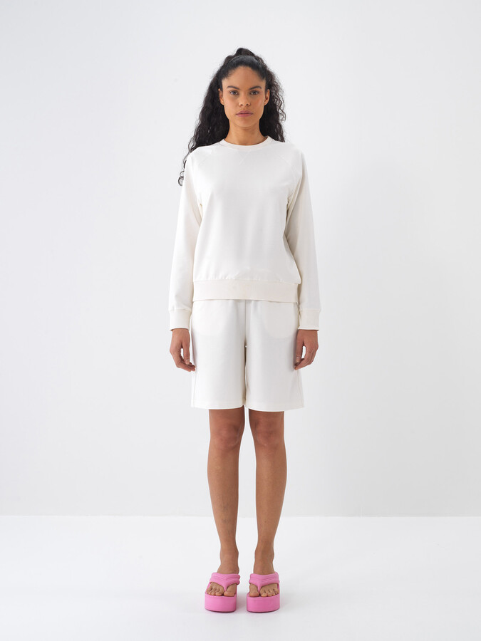 Ekru Pamuk Dokulu Regular Fit Sweatshirt (1)
