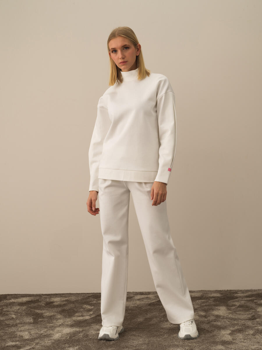 Kırık Beyaz Pamuk Dokulu Oversize Sweatshirt - 2